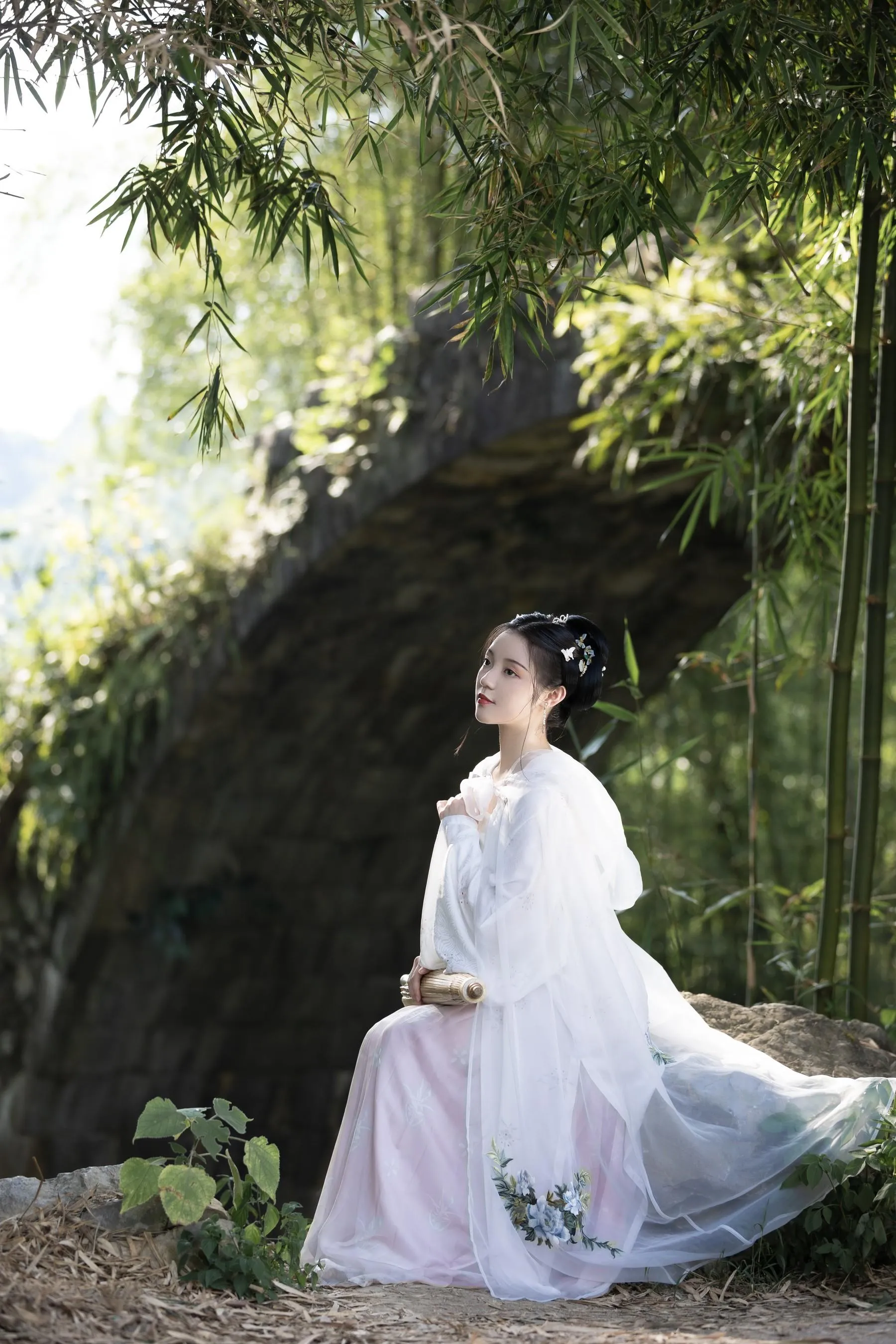[YITUYU艺图语]2022.09.17 山涧 七霓巳猫- [34P]插图2